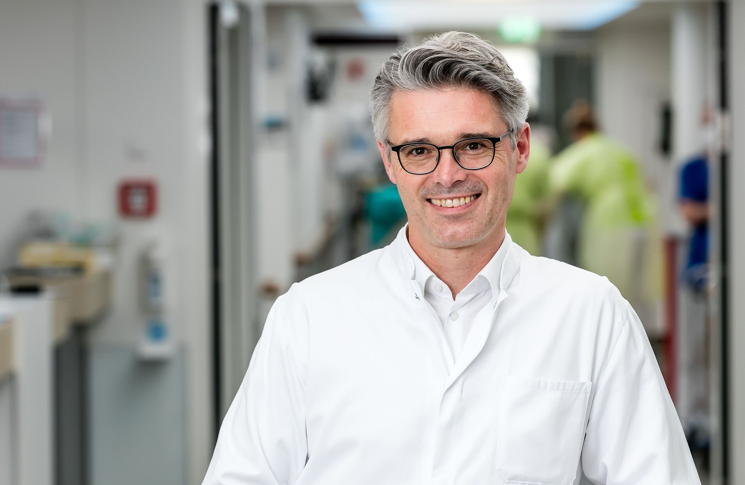 PD Dr. med. habil. Robert Scheubel Standortübergreifender Leiter Thoraxzentrum Fachkliniken Wangen/Klinikum Kempten Chefarzt der Klinik für Thoraxchirurgie, Fachkliniken Wangen