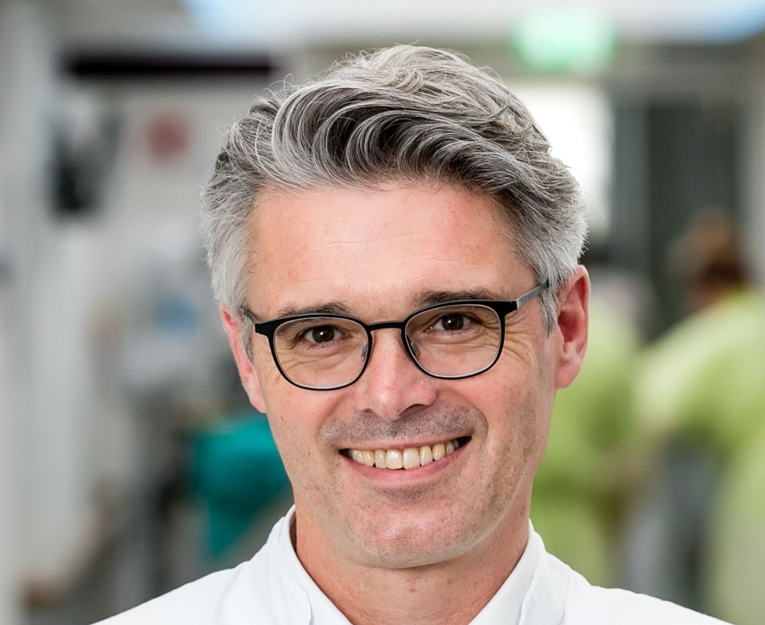 PD Dr. med. habil. Robert Scheubel Standortübergreifender Leiter Thoraxzentrum Fachkliniken Wangen/Klinikum Kempten Chefarzt der Klinik für Thoraxchirurgie, Fachkliniken Wangen