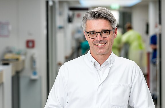 PD Dr. med. habil. Robert Scheubel Standortübergreifender Leiter Thoraxzentrum Fachkliniken Wangen/Klinikum Kempten Chefarzt der Klinik für Thoraxchirurgie, Fachkliniken Wangen