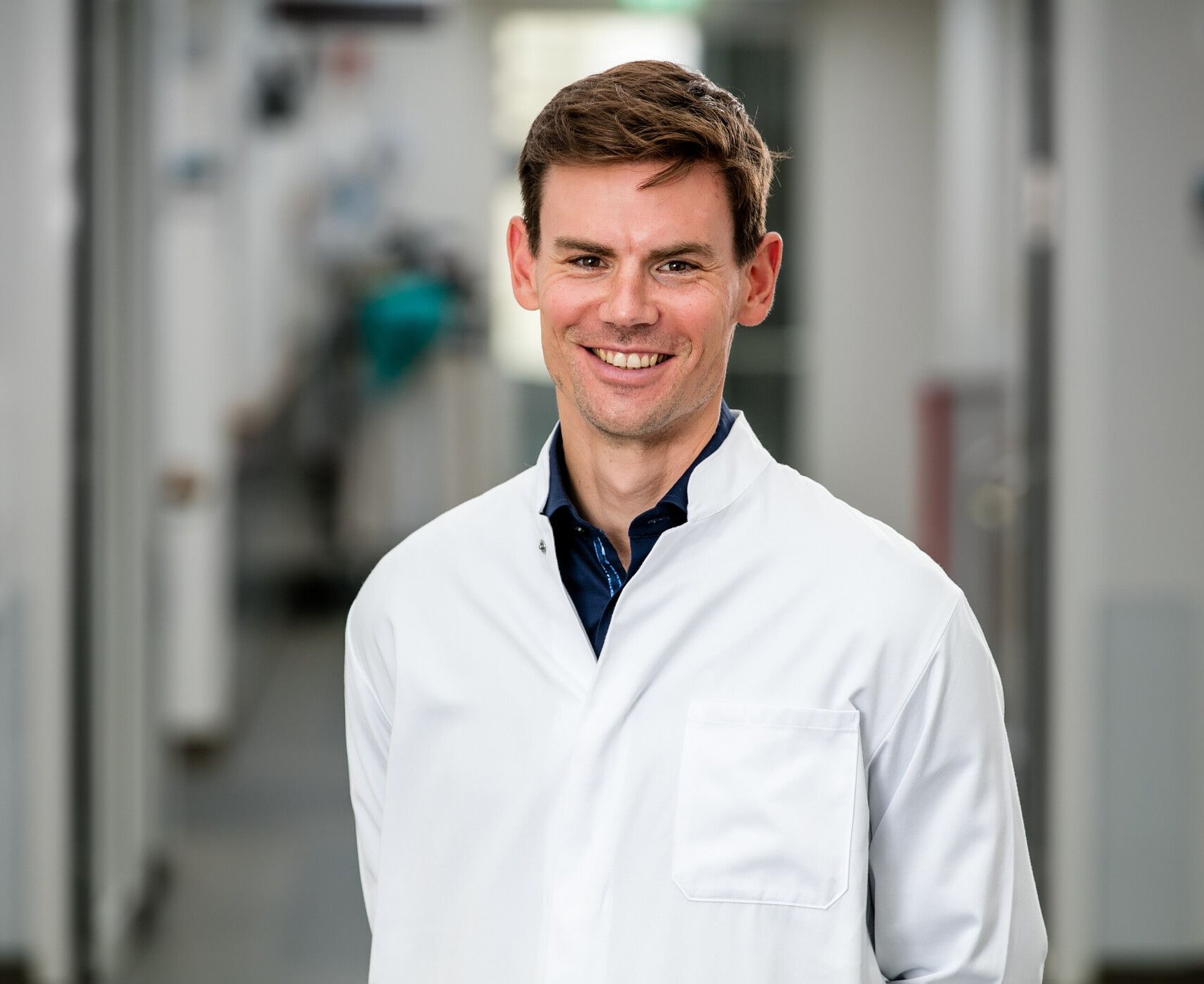 Portrait von Dr. Dominik Harzheim