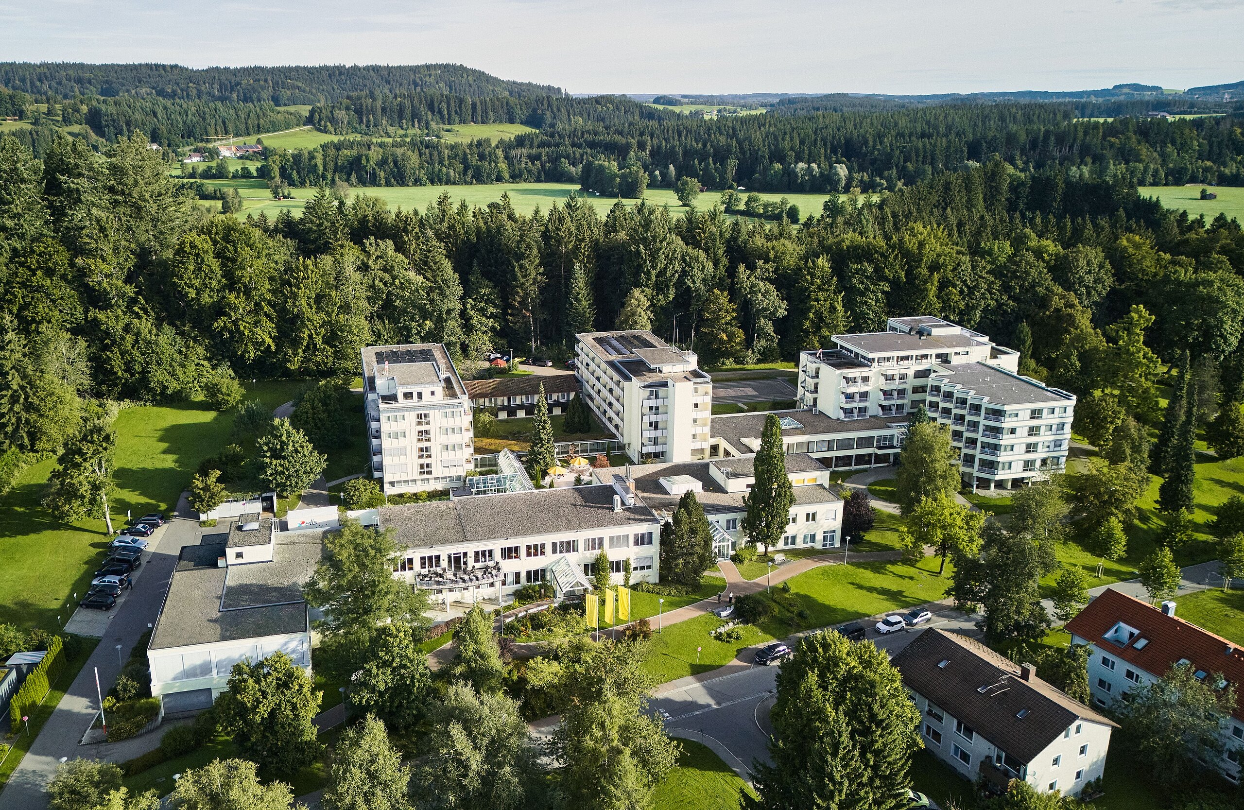 Luftbildaufnahme Klinik Schwabenland