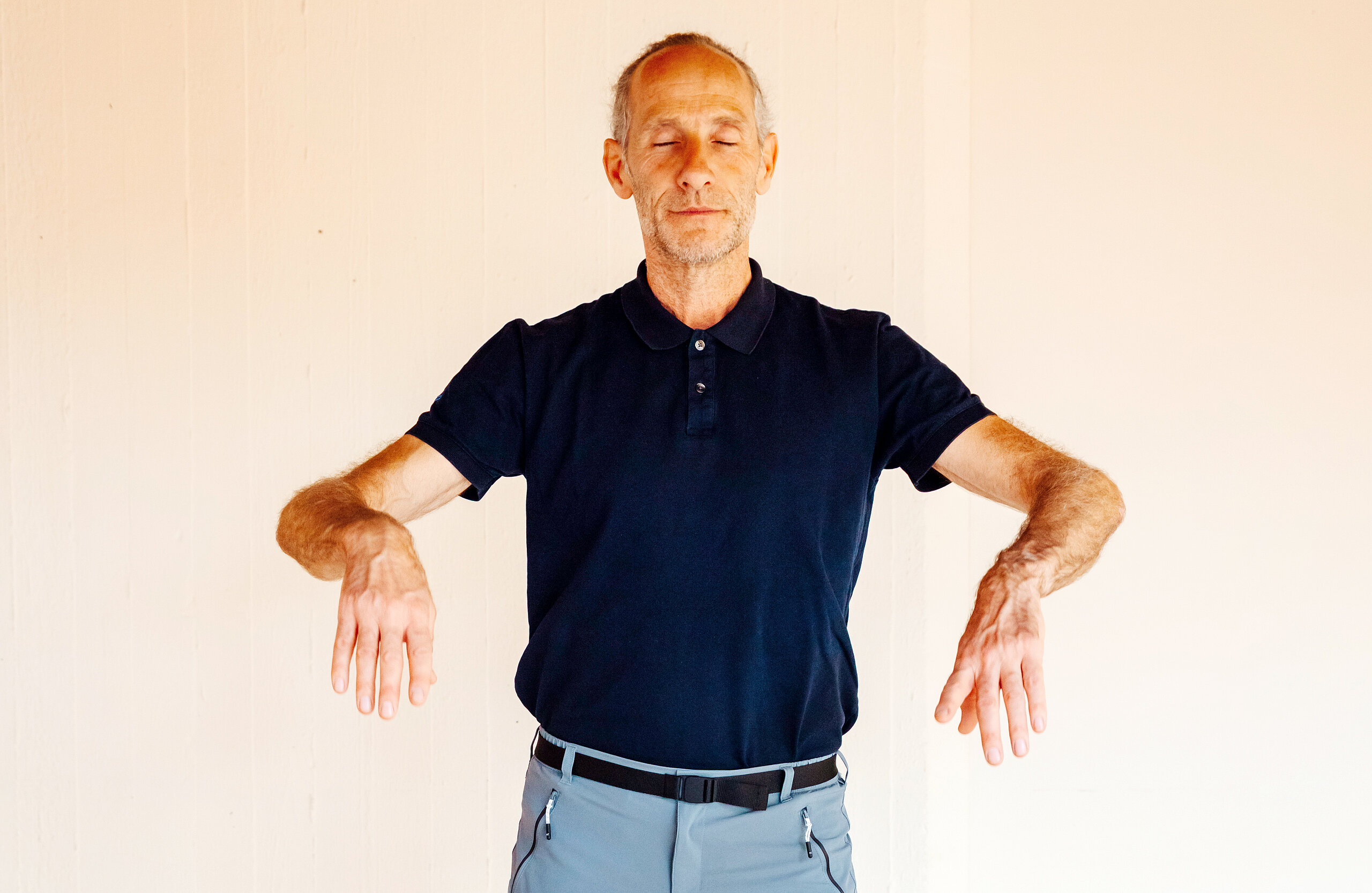 Frank Renner beim QiGong.