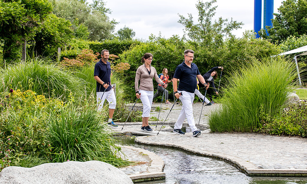 nordic walking im kurpark
