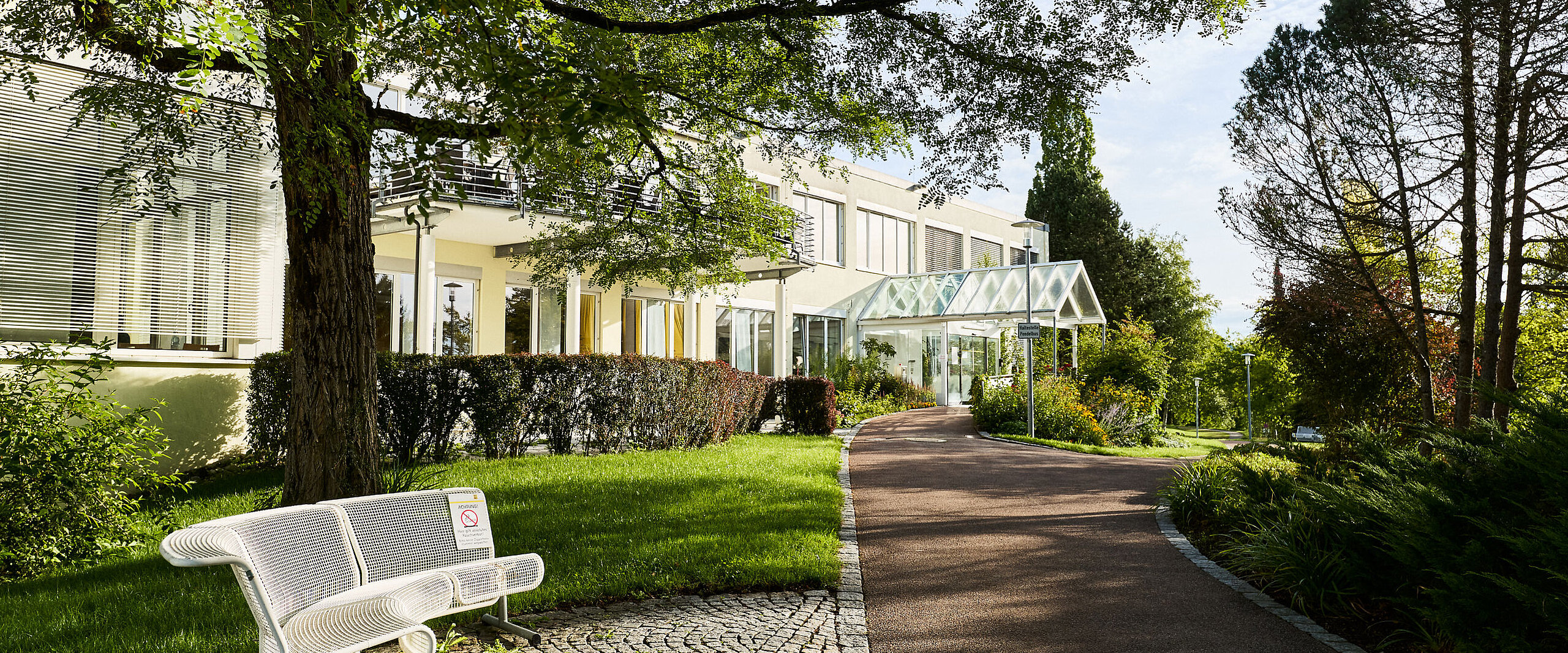 Haupteingang Klinik Schwabenland