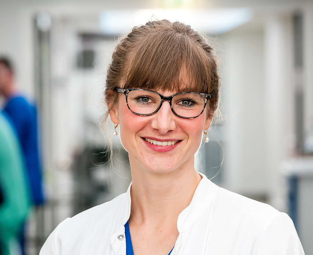 Portrait Dr. Anja Hinder