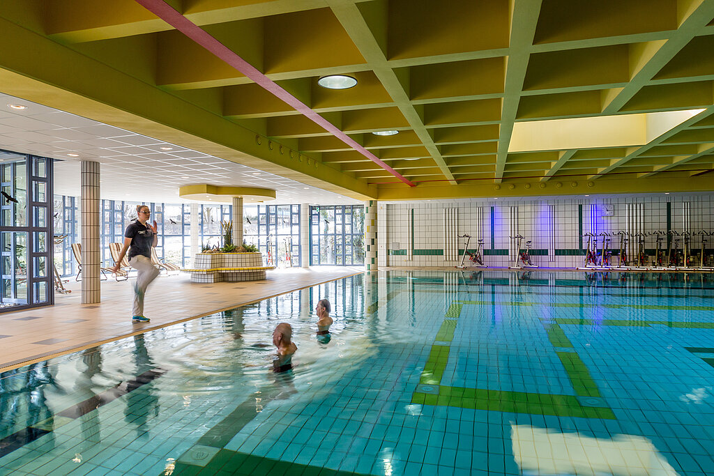 therapien im bewegungsbad