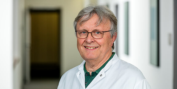 Dr. Roman Schmucker, Chefarzt der Kardiologie