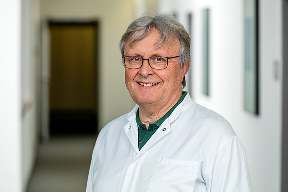 Dr. Roman Schmucker, Chefarzt der Kardiologie
