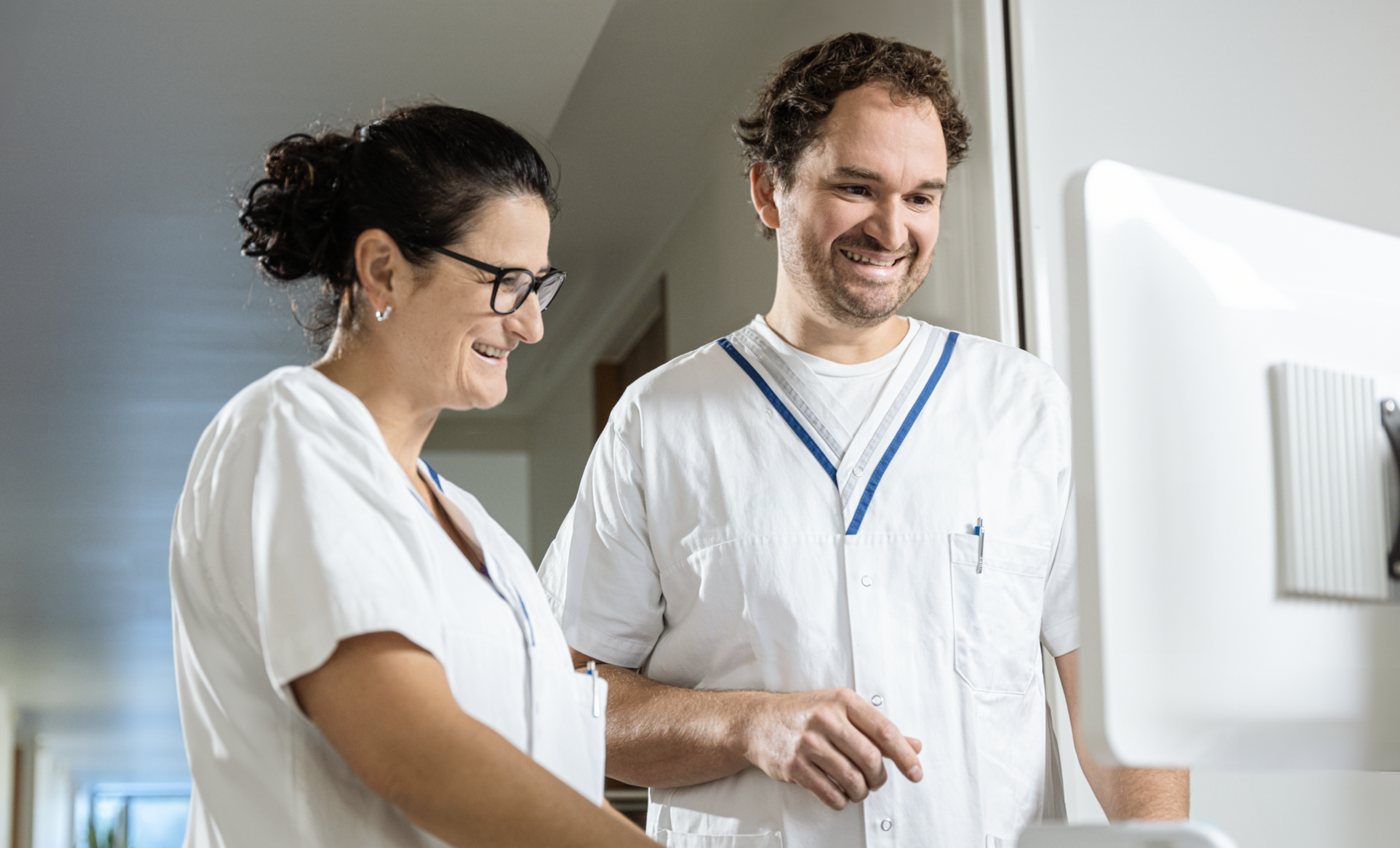 pflegeteam bei besprechung