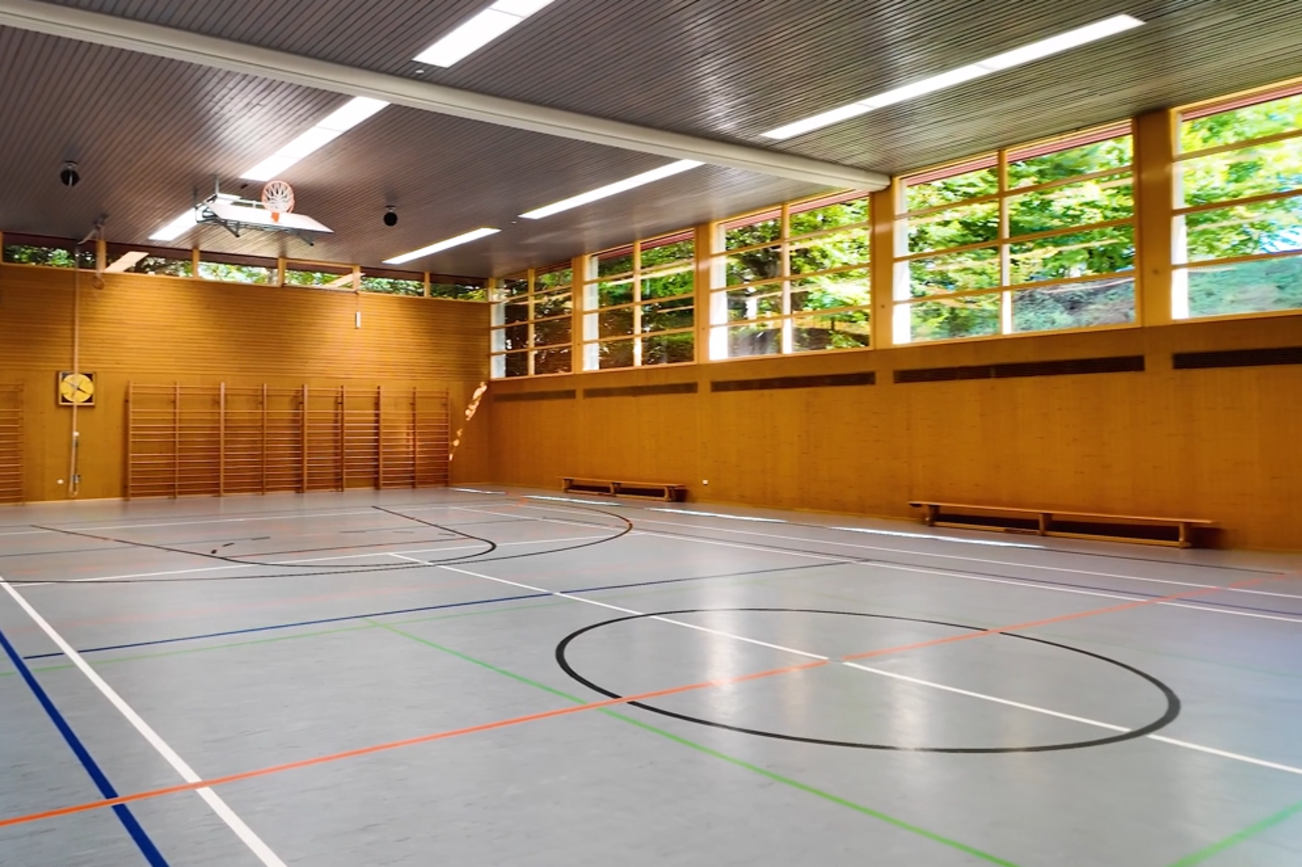Die große Gymnastikhalle im BWZ.