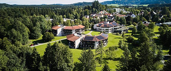 Luftbild der Klinik Alpenblick
