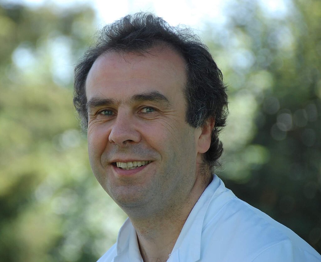 Portrait Dr. Dietmar Tscholl