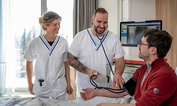 1-jährige Ausbildung zur Altenpflegehelferin / zum Altenpflegehelfer (m/w/d) Pflege