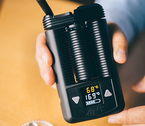 Inhalationsgerät für Cannabis.